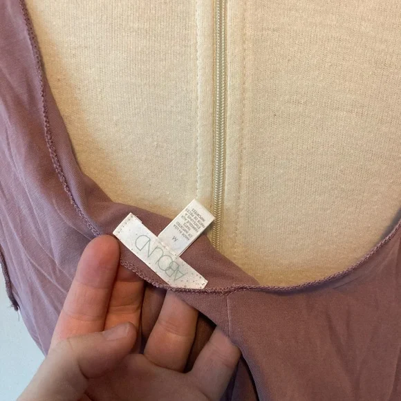 Abound tank top - Picture 3 of 3